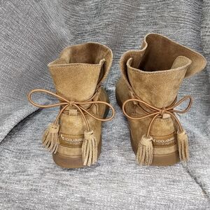 Koolaburra Tan Winter Boots